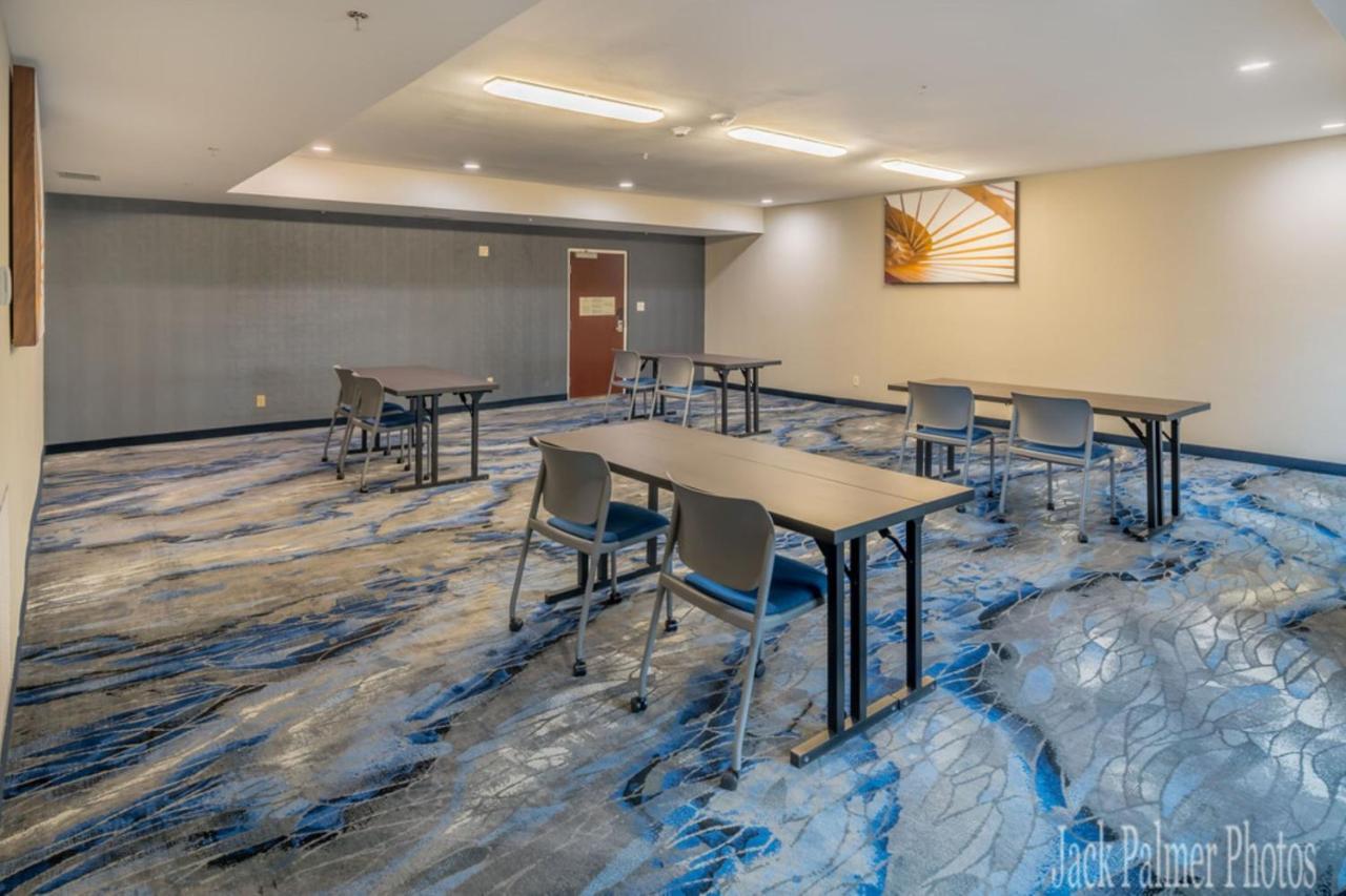 Fairfield By Marriott Colinas Hotel