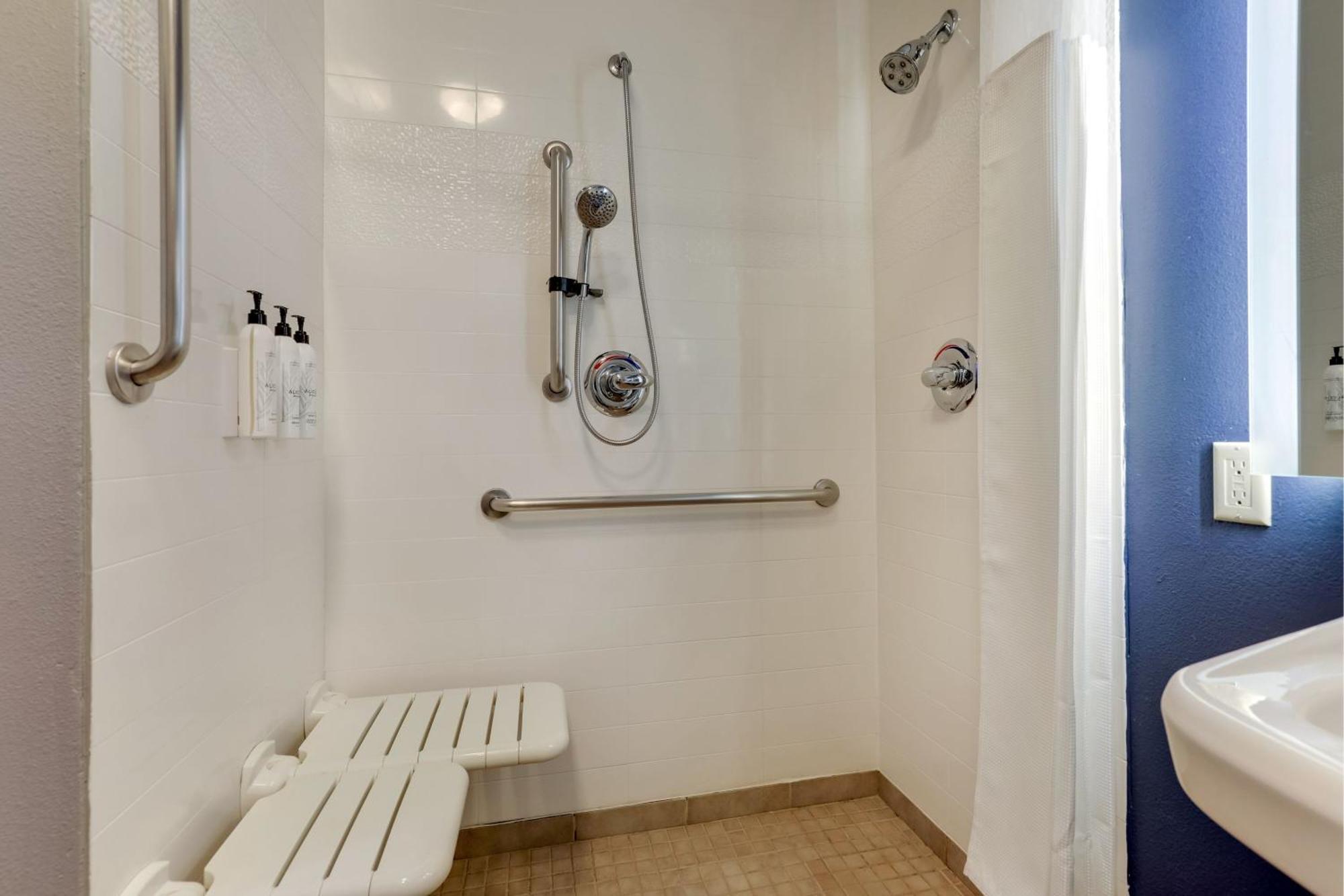 Fairfield By Marriott Colinas 3*